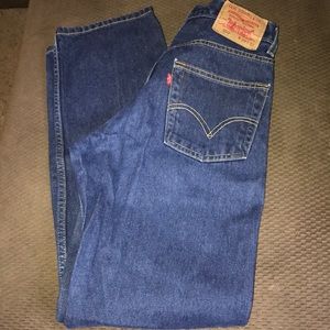 EUC Levi’s 550